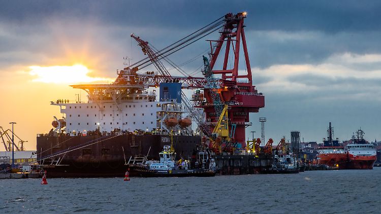 Neben dem Baustopp bei Nord Stream 2 fordert das Europaparlament wegen der Verhaftung von Nawalny Sanktionen gegen alle Personen, die daran beteiligt waren.