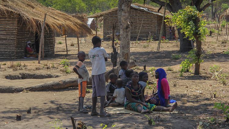 Die ankommenden Flüchtlinge berichten von Gräueltaten.