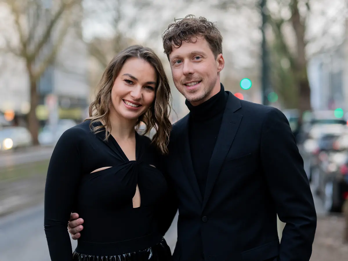 Berufliche und private Einblicke: Das "Let's Dance"-Paar Renata und  Valentin Lusin packt aus - ntv.de