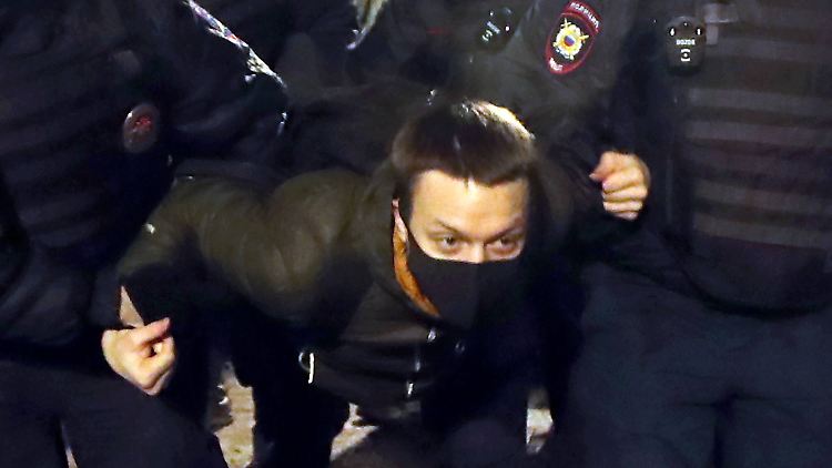 Schon am Tag der Festnahme Nawalnys kam es zu Protesten seiner Anhänger.