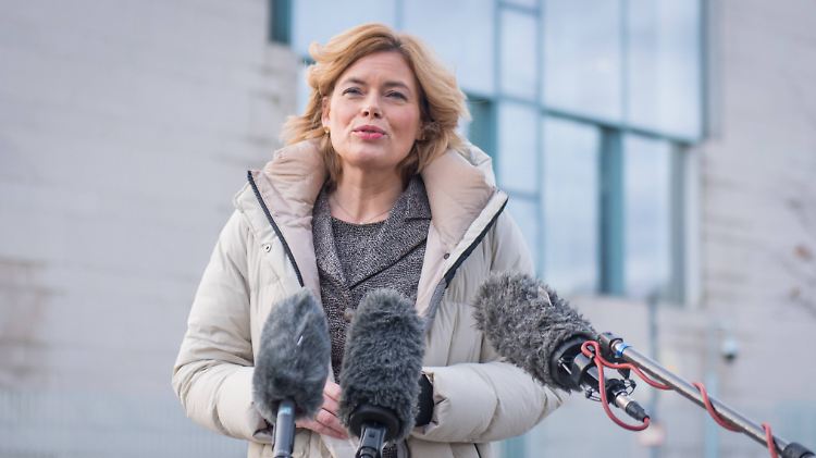 Das Team von Bundesagrarministerin Klöckner verhilft einer Kritikerin zu unverhoffter Aufmerksamkeit.