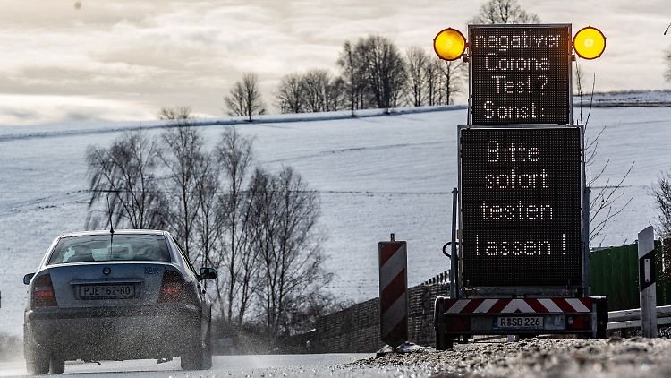 Einreisende aus Tschechien müssen ein negatives Testergebnis vorweisen können.
