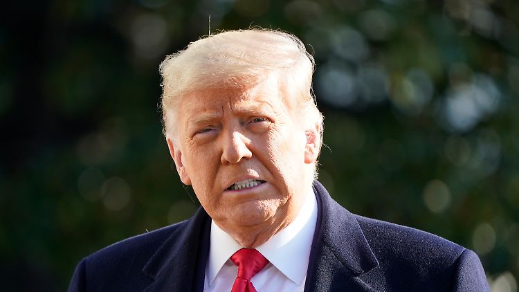 Für Trump könnte das Verfahren eine lebenslange Ämtersperre bringen.