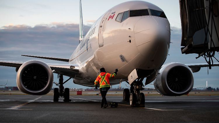 "Unsere Branche und unsere Kunden haben sich verpflichtet, den Klimawandel anzugehen,  sagt Boeing-Vorstand Stan Deal.