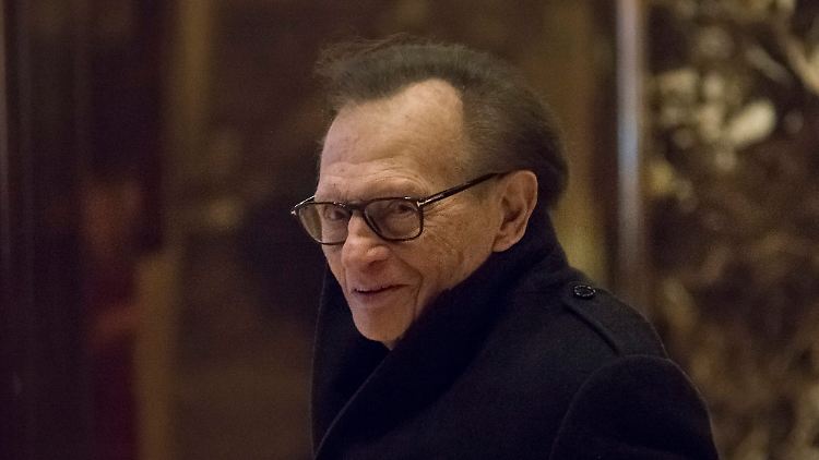 Larry King legte seinen jüdischen Nachnamen ab, weil dieser seinem Manager "zu ethnisch" schien.