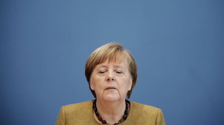 Kanzlerin Merkel soll nach dem Willen etlicher Oppositionsparteien im Bundestag regelmäßig ihre Corona-Politik erklären.