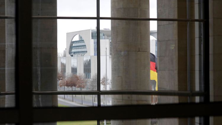 Laut Kanzleramt wurde der Zeugen nur im gesetzlich vorgesehenen Maße auf die Vernehmung vorbereitet. 
