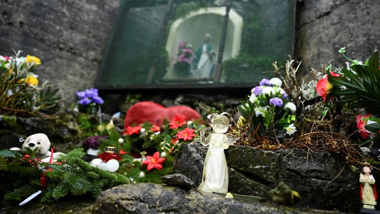 Die in Irland entdeckten 796 Kinderleichen schockieren die Nation.