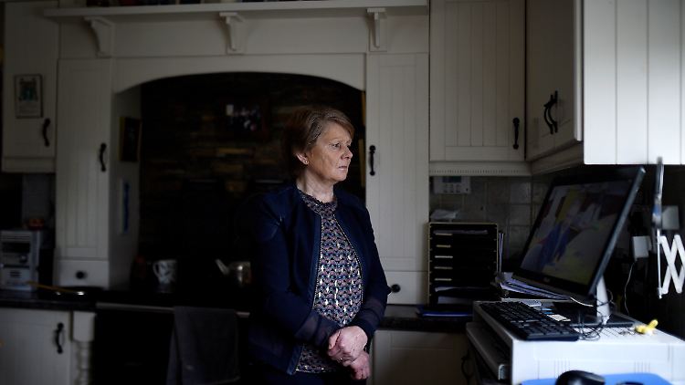 Catherine Corless spricht im Webinar mit dem zuständigen Minister vor der Veröffentlichung des Berichts.