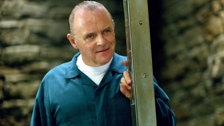 Die Rolle des Hannibal Lecter (hier im Film "Roter Drache" von 2002) machte ihn zum Superstar: Anthony Hopkins.