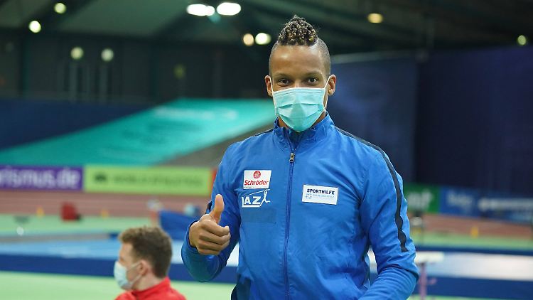 Aus Sicht der Veranstalter und Sportler (im Bild: Stabhochspringer Raphael Holzdeppe) ging das Konzept auf.