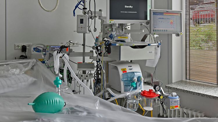 Aktuell werden in deutschen Kliniken 4352 Corona-Intensivfälle behandelt.