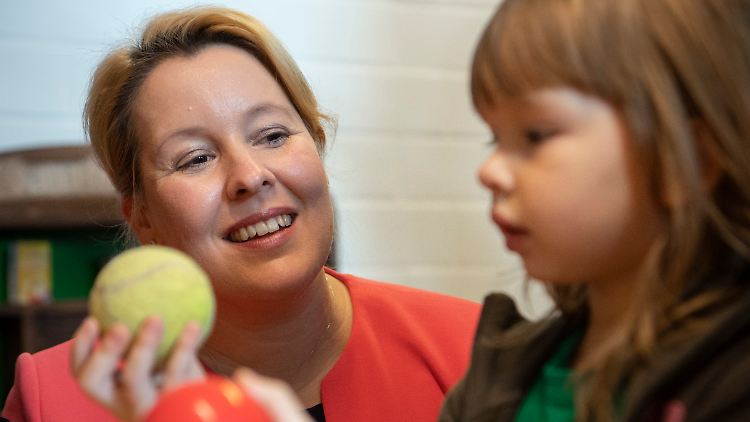 Franziska Giffey wünscht sich einen baldigen Kita-Betrieb, wie vor Corona.