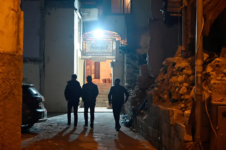 5dd2fc2be78ab67ec22a6ce93171b5e2