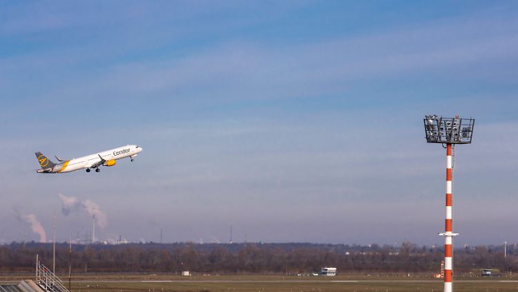 Durch die Änderung der Flugrouten soll das Fliegen umweltfreundlicher werden.