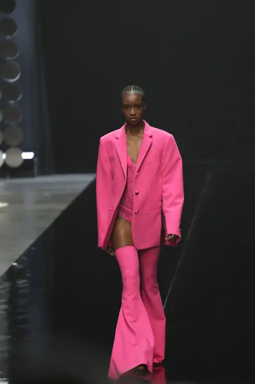 1b678031f4ab5e2a6911ba76e9da67bb