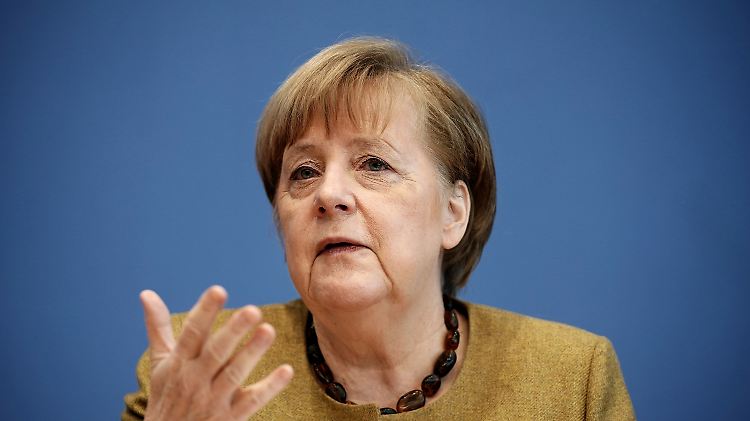 Trotz erster Erfolge müssten die Infektionszahlen weiter sinken, sagte die Kanzlerin. 