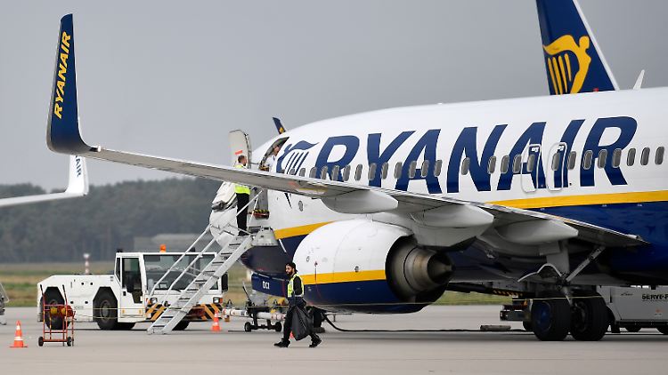 Wie die touristische Lage im Sommer aussehen wird, ist noch völlig unklar. Ryanair suggeriert aber ein anderes Bild, lautet die Kritik.