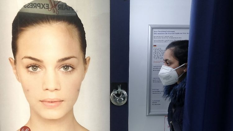 Vor dem digitalen Pass soll eine Gesundheitsplattform Auskunft über den Impfstatus geben.