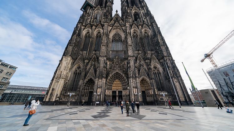 Warum soll das Gutachten zum Erzbistum Köln nicht öffentlich werden? Woelki führt rechtliche Gründe an.
