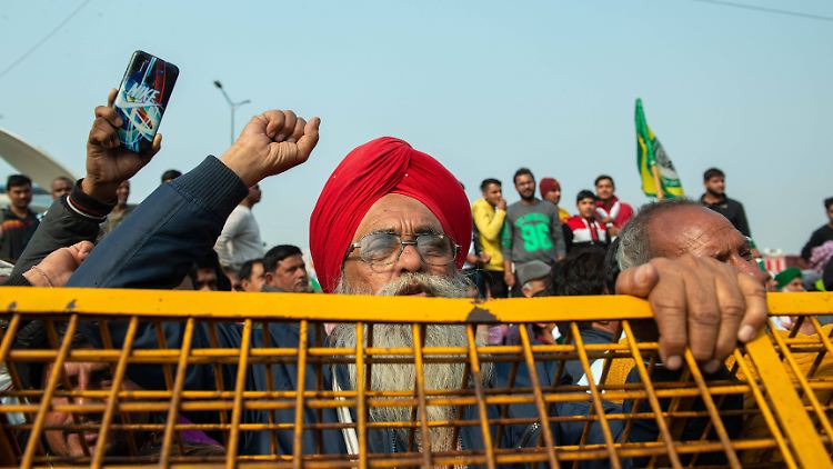 Seit November gehen indische Bauern gegen die geplante Agrarreform auf die Barrikaden.