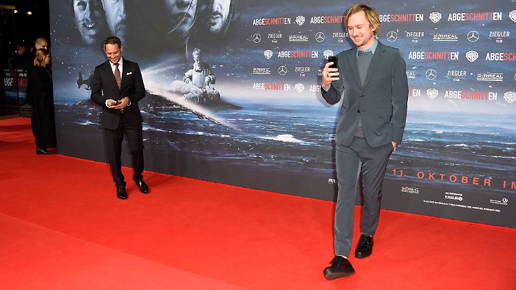Moritz Bleibtreu und Lars Eidinger (v.l.) spielten unter anderem schon im Film "Abgeschnitten" zusammen.