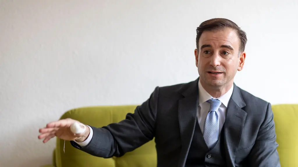 Das-einzige-Instrument-das-geheime-und-zugleich-beobachtbare-Wahlen-perfekt-umsetzt-ist-die-Urne-sagt-Landeswahlleiter-Marcel-Huerter