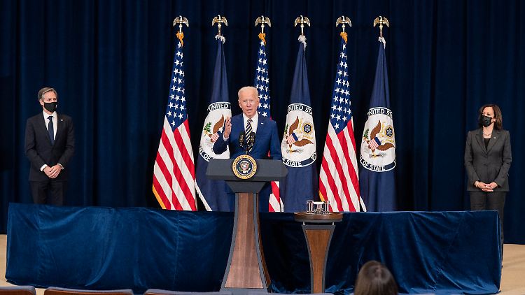 Neu-Präsident Biden handelt sich mit seiner ersten außenpolitischen Rede direkt Ärger mit Russland ein.