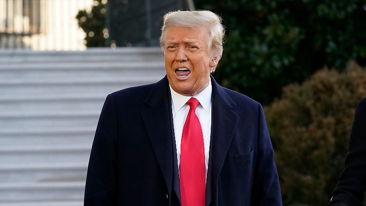 Die SAG-AFTRA wirft Trump "Feindseligkeit gegenüber den Journalisten-Mitgliedern" vor.