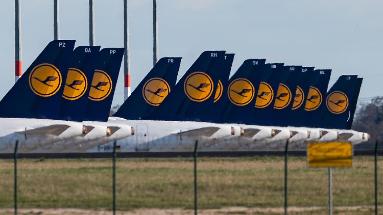 Der staatliche WSF bleibt zunächst Großaktionär der Lufthansa und will deren Konzernrestrukturierung auch weiter "begleiten".