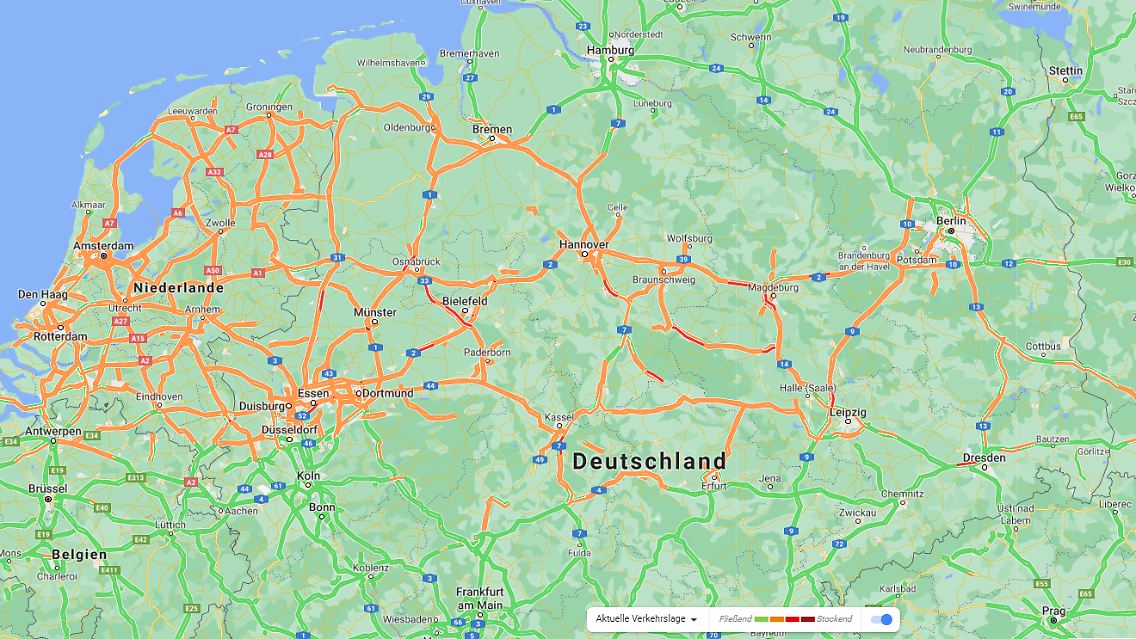 Die Stau-Lage in Deutschland um 13.30 Uhr.