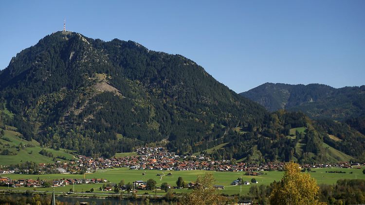 Der Grünten im Oberallgäu war vor 100 Jahren spärlicher bewaldet als heute.