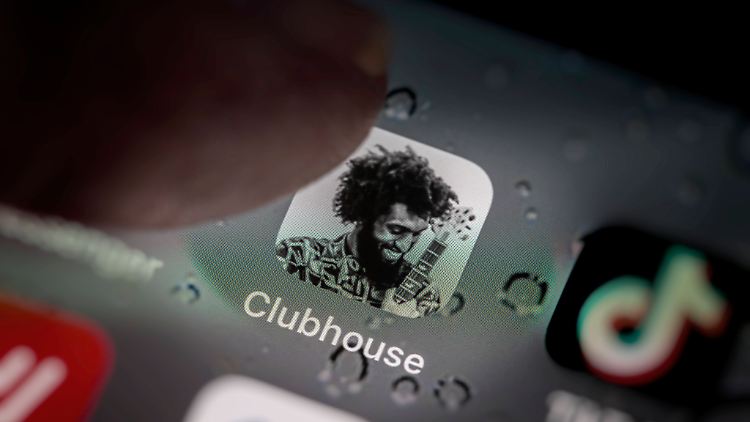 Stiftung Warentest findet in Clubhouse etliche Verstöße gegen das europäische Datenschutzrecht.