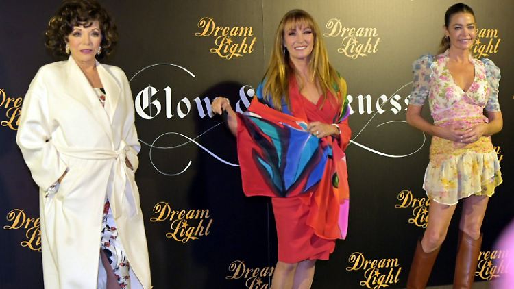 Joan Collins, Jane Seymour und Denise Richards (v.l.) im Oktober 2020 bei der Promo-Tour zu "Glow & Darkness".
