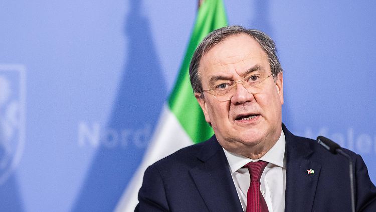 In der derzeitigen Lage sei es "eine Illusion zu glauben, man könne Schritt für Schritt planen", sagte NRW-Ministerpräsident Armin Laschet.
