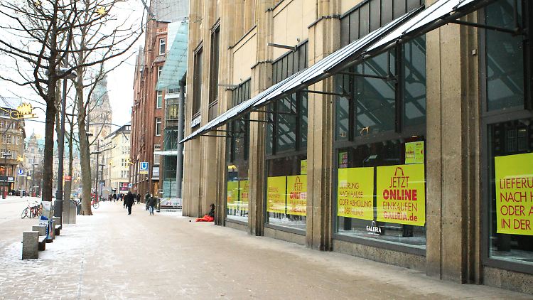 Wie viele Flaniermeilen ist auch die Mönckebergstraße in Hamburg derzeit verwaist.