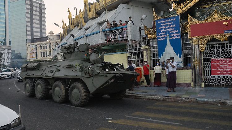 Vor zwei Wochen hat sich das Militär in Myanmar an die Macht geputscht.