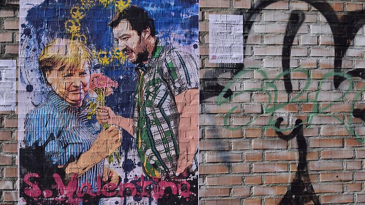 Begeisterung sieht anders aus: Merkel und Salvini von Donati Meyer. 