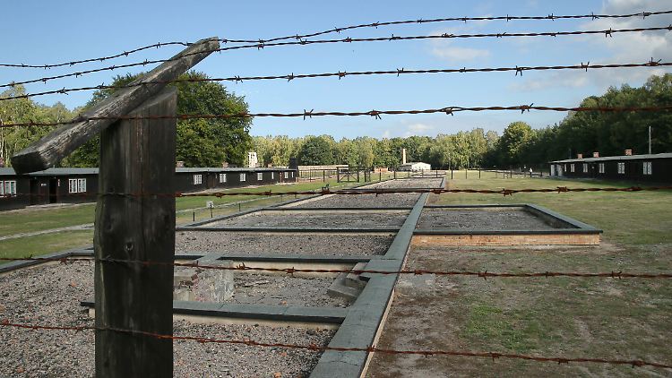 Die angeklagte 95-Jährige hatte als Sekretärin im Konzentrationslager Stutthof gearbeitet. Heute ist die Anlage in Polen ein Museum.