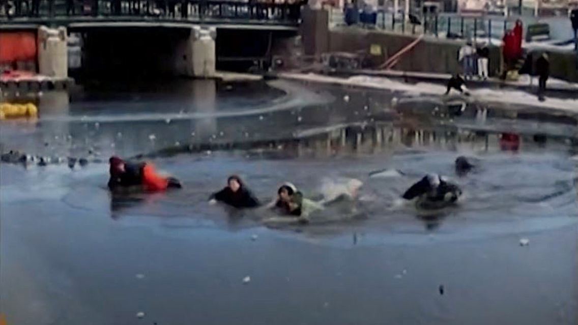 Eisbruch Gracht Amsterdam.JPG