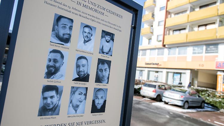 Am 19. Februar jährt sich das rechsextreme Attentat von Hanau zum ersten Mal. Die Angehörigen der Opfer fühlen sich von den Behörden bei der Aufklärung im Stich gelassen.