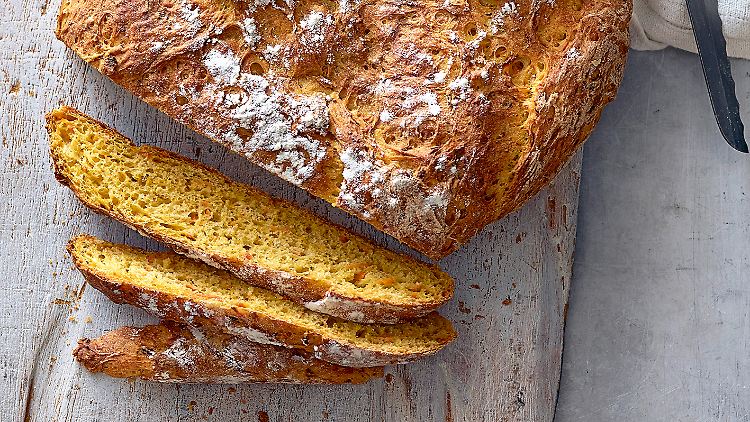 Basenboosterbrot - Karola Wiedemann setzt die Erkenntnisse von Prof. Vormann in alltagstaugliche Rezepte um.