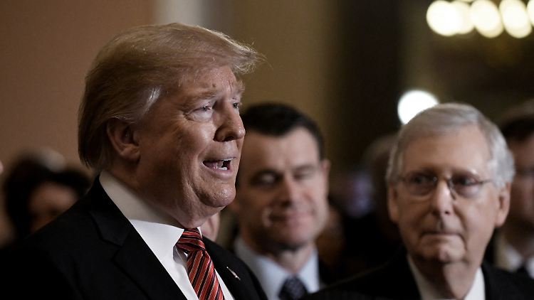 Unbeirrbar auf dem Irrweg: Donald Trump nutzt einen Kondolenz-Anruf aus, um erneut Stimmung gegen Wahlsieger Joe Biden zu machen.