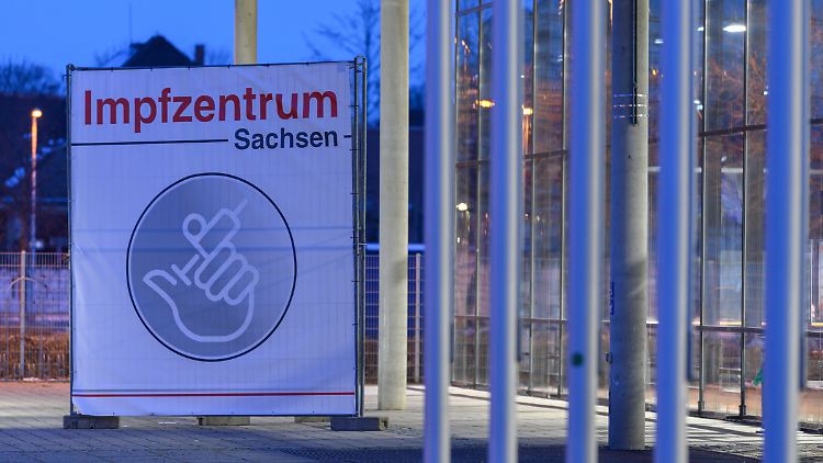 In 50 von 1000 Fällen lehnen die Sachsen den Astrazeneca-Impfstoff laut DRK ab.