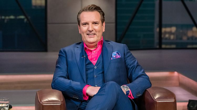 Ralf Dümmel gelobt Besserung.