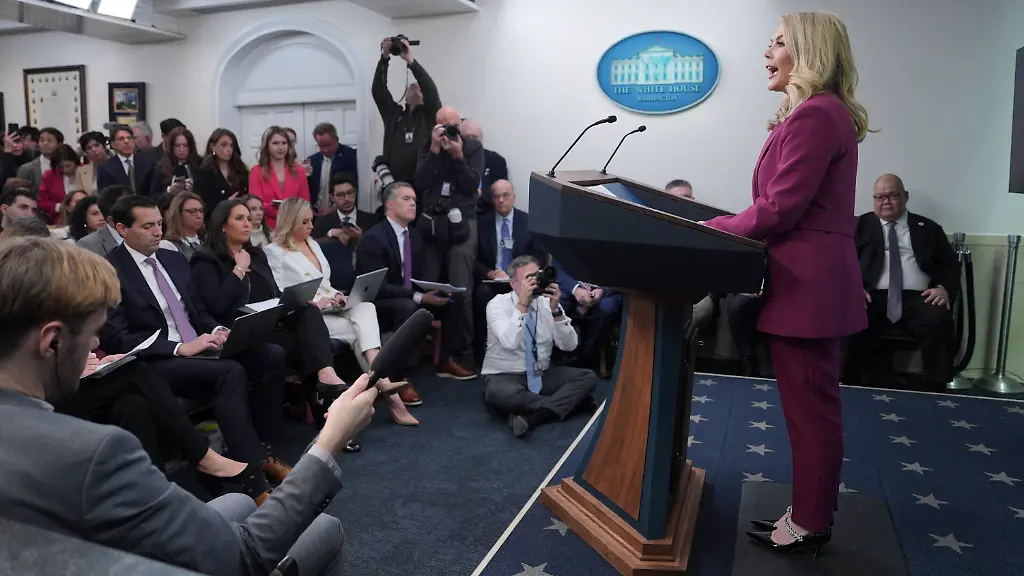 76cac115e679aee3ae3c498ba26d174e