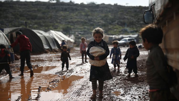 Der starke Regen verschlechtert die Situation in den Flüchtlingslagern zusätzlich.