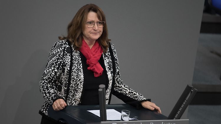 Bundestagsabgeordnete Heike Brehmer war die einzige Frau unter acht Männern auf der Liste zur Bundestagswahl.