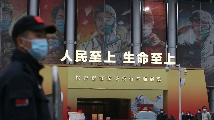 Das chinesische Regime widmet der Pandemie in Wuhan eigenes eine Ausstellung - und feiert darin sich und die Erfolge im Kampf gegen das Virus.