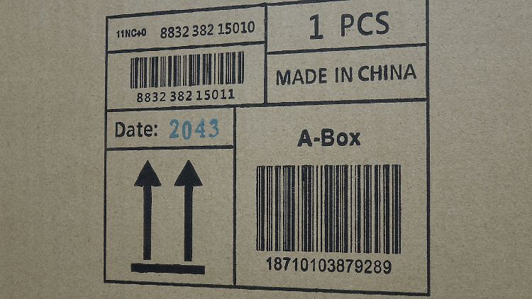 Waren aus China werden in großen Mengen nach Deutschland eingeführt.